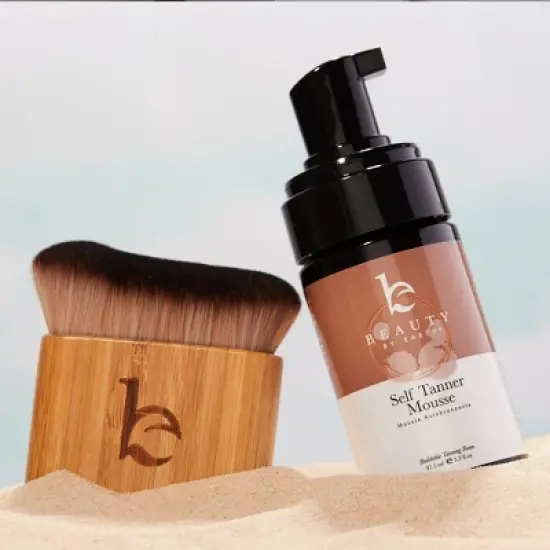 Beauty by Earth Self Tanning Mousse image {7}