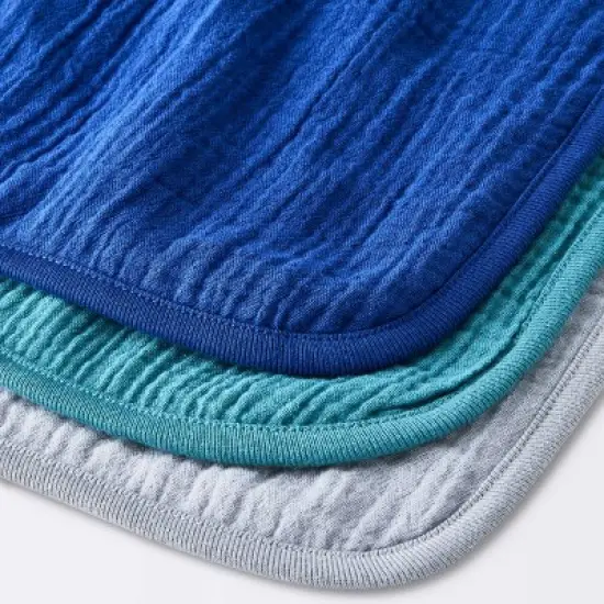  Baby Boys' 16pk Layette Gifting Bundle - Cloud Island&trade; Blue image {4}