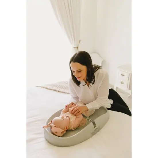 Bumbo Changing Pad - Gray image {4}