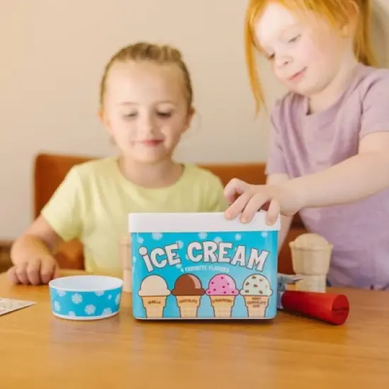 Melissa & Doug Scoop & Serve Ice Cream Set image {1}
