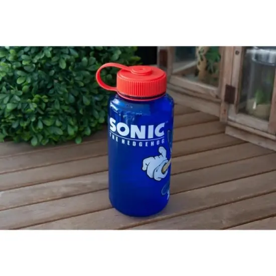 Just Funky Sonic The Hedgehog 32oz Plastic Water Bottle image {5}