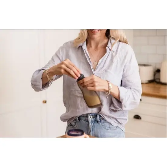 Haakaa Silicone Reusable Milk Storage Bag &ndash; 9 oz/260 ml image {2}