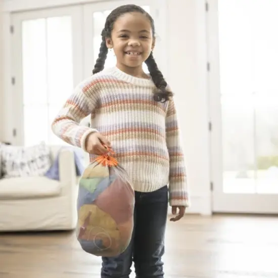 HearthSong Quick Snap Bean Bag Bungee Tossing and Sorting Game with Colorful Bags image {9}