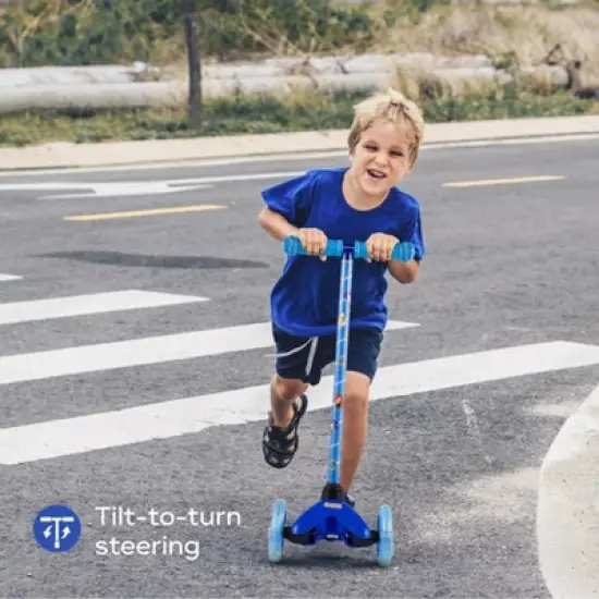 Sonic Tilt and Turn Scooter with Light Up Wheels image {11}