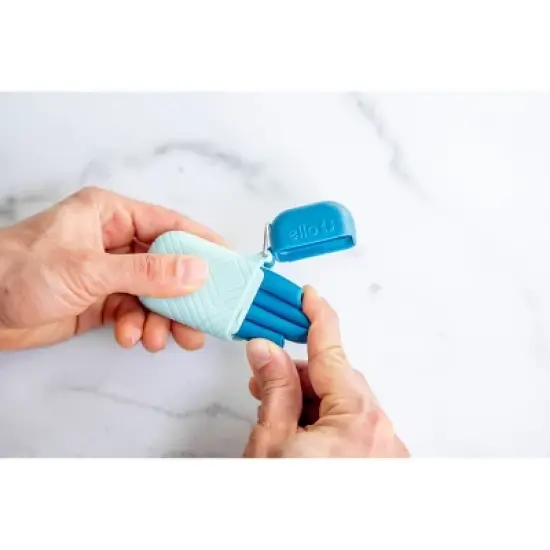 Ello 4pk Compact Fold and Store Silicone Straw Set image {2}