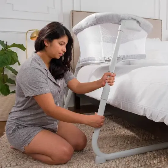 HALO Innovations BassiNest Flex Sleeper image {6}