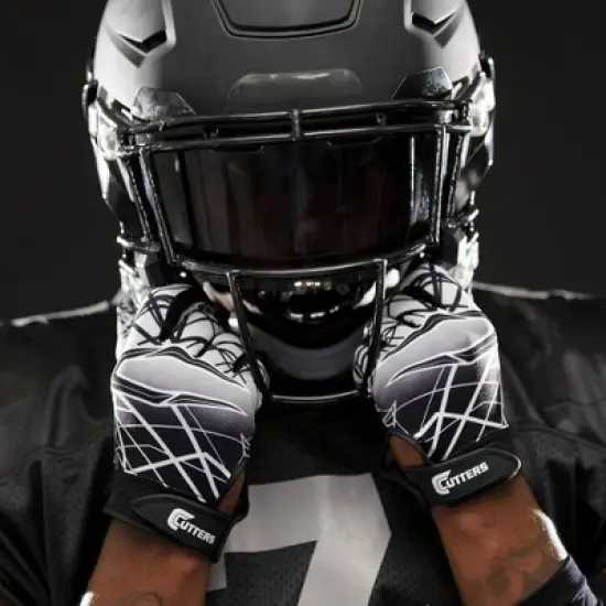 Cutters Game Day Receiver Youth Gloves Black image {4}