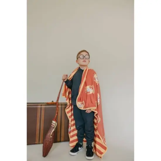 Copper Pearl 3-Layer Baby Quilt - Gryffindor image {6}