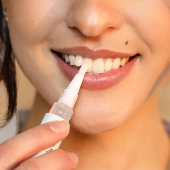 Snow Diamond Series Teeth Whitening Serum - 0.05 fl oz image {3}