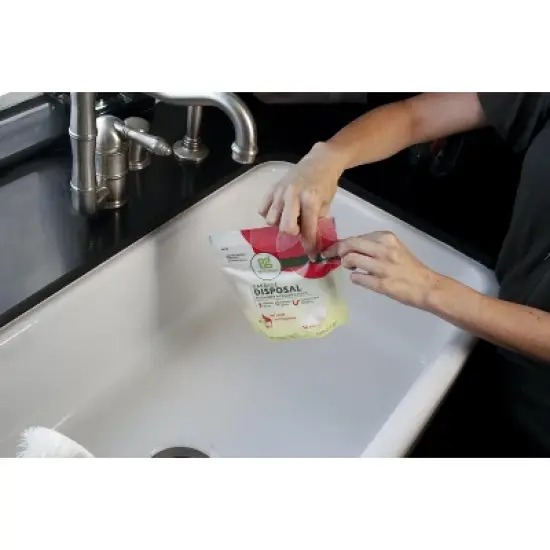 Grab Green Garbage Disposal Freshener & Cleaner Pods, Red Pear with Magnolia Scent image {4}