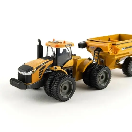 ERTL 1/64 AGCO 4 Piece Harvesting Set with Gleaner A86 Combine 16420 image {6}