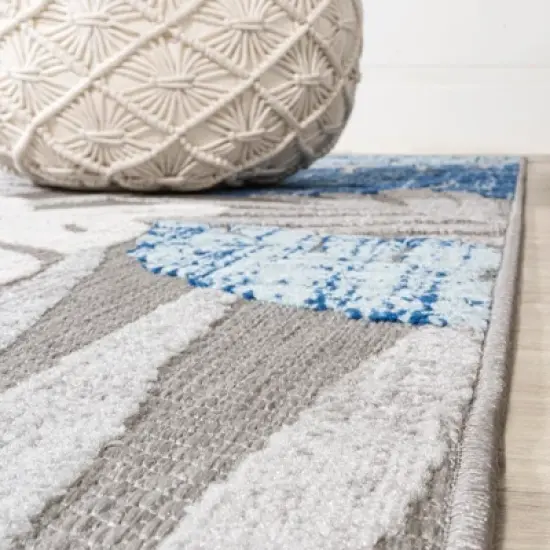 Monstera Tropical Leaf High-Low Indoor/Outdoor Area Rug - JONATHAN Y image {3}