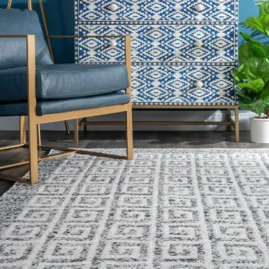 nuLOOM Mckenzie Greek Key Trellis Outdoor Patio Area Rug image {3}