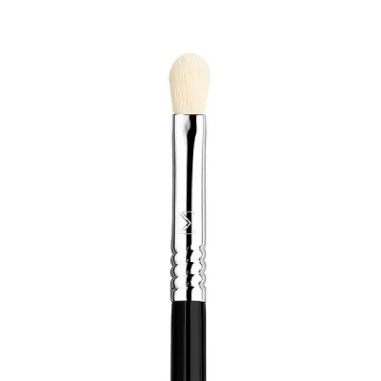 Sigma Beauty E27 Detail Blending&trade; Brush image {5}