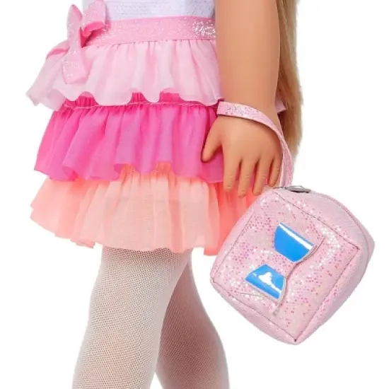 Our Generation Fashion Starter Kit in Gift Box Thea with Mix & Match Outfits & Accessories 18" Fashion Doll image {6}