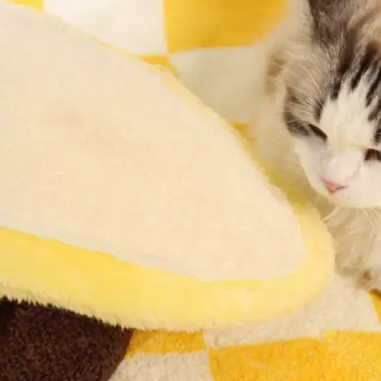 FairyLand&trade; Banana Cat Scratching Post &ndash; 17.3" Tall Funny Banana-Shaped Sisal Scratch Tower with Plush Base for Kittens & Indoor Cats image {3}