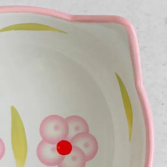 Dexypaws: Elevated Ceramic Cat Bowl, Floral White & Blush Pink, 7oz image {5}