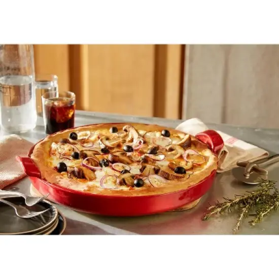 Emile Henry 12-Inch Round Deep Dish Pizza Pan image {3}