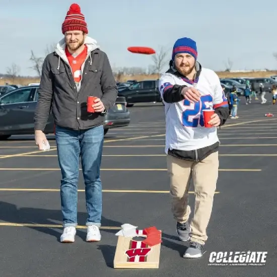 NCAA Wisconsin Badgers 1'x2' Wood Cornhole Set image {5}