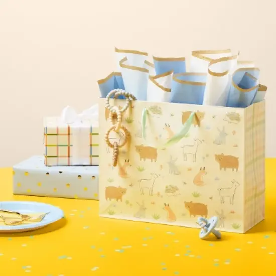 Medium Gift Bag Baby Animals - Spritz&trade; image {1}