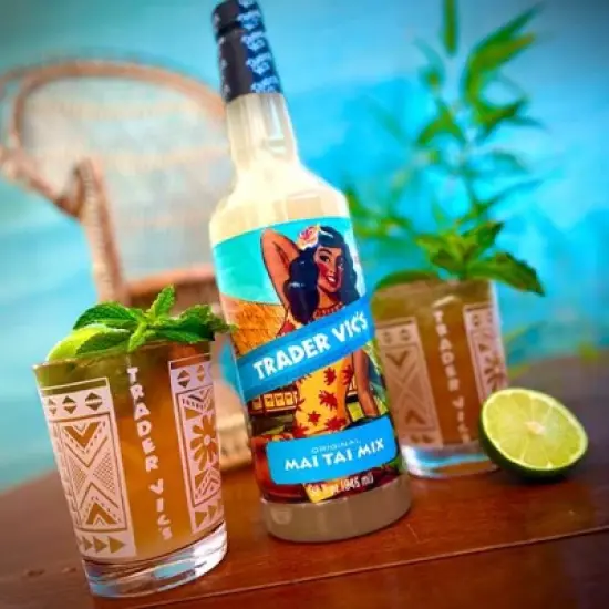 Trader Vic's the Original Mai Tai for Cocktail Mixes 32 Fl. Oz. / 946 Ml. image {2}