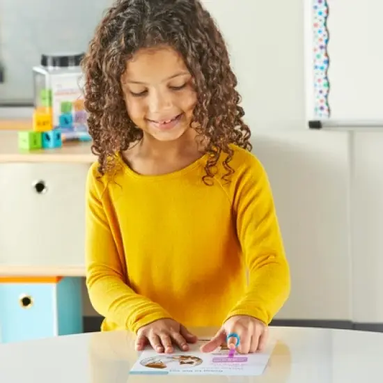 hand2mind Finger Focus Highlighter (24 Pack) image {2}