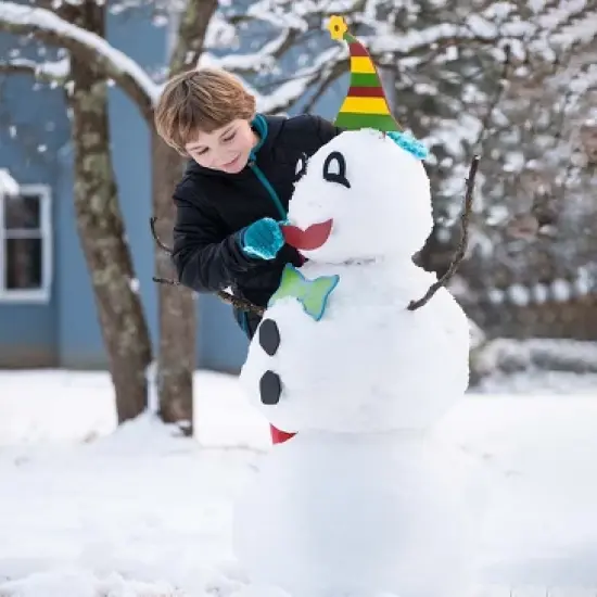 HearthSong - Decorate-a-Great Snowman Kit, Includes 40 Different Painted Wood Features with Storage Bag image {4}