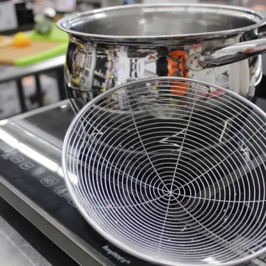 BergHOFF Studio 17" Stainless Steel Wire Skimmer image {6}