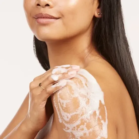 Olay Ultra Moisture Body Wash with Shea Butter - Trial Size - 3 fl oz image {4}