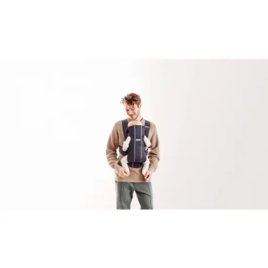 BabyBjorn Baby Carrier Mini Mesh - Anthracite Black image {4}