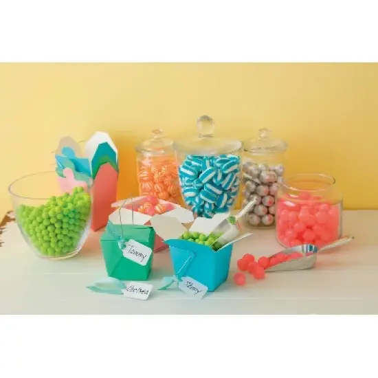 Avery Medium-Weight White Marking Tags 1 3/4 x 1 3/32 1 000/Box 12204 image {3}