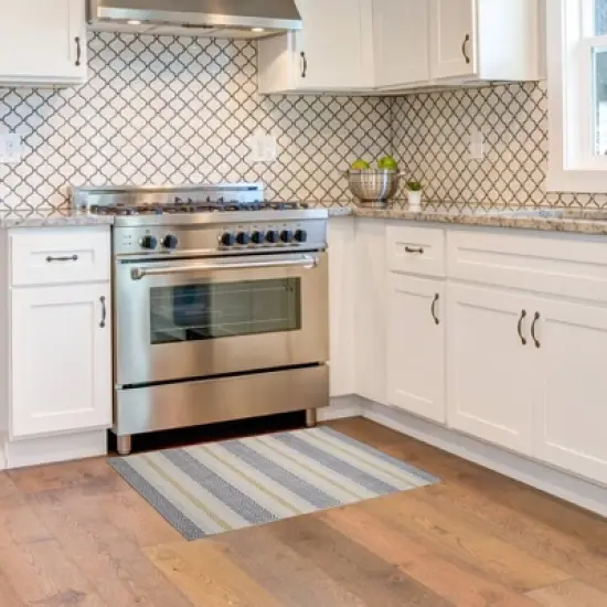 Maldon Washable Outdoor Rug Ivory/Blue - Linon image {6}