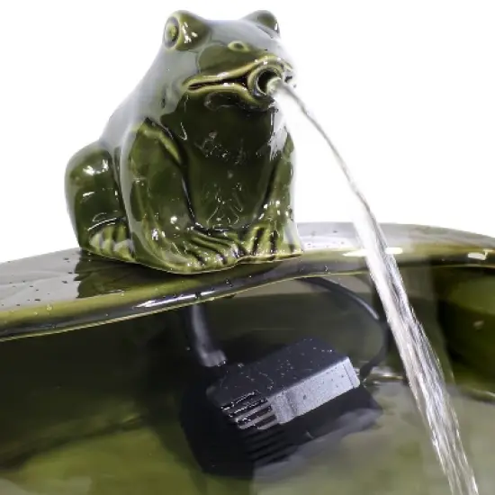 Sunnydaze Outdoor Solar Powered Ceramic Spitting Frog Water Fountain with Submersible Pump - 7" - Green image {2}