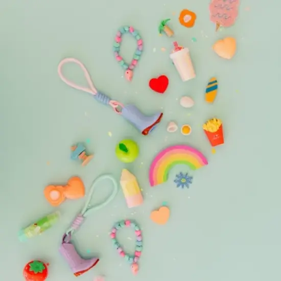 Daydream Society - Heart Shaped Erasers - Pack of 4 Erasers image {2}