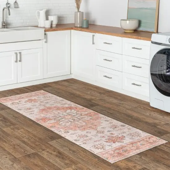 nuLOOM Dawson Machine Washable Distressed Medallion Area Rug image {1}