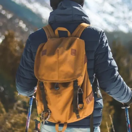 Unique Bargains Belt Keeper Key Clip Hanging Buckle Keychain with Double Side Triangle Clip for Outdoor Camping Hiking image {5}