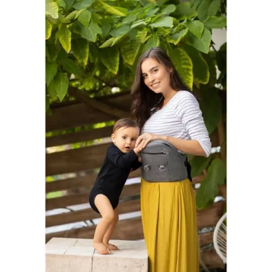 Moby 2-in-1 Baby Carrier + Hip Seat - Gray image {16}