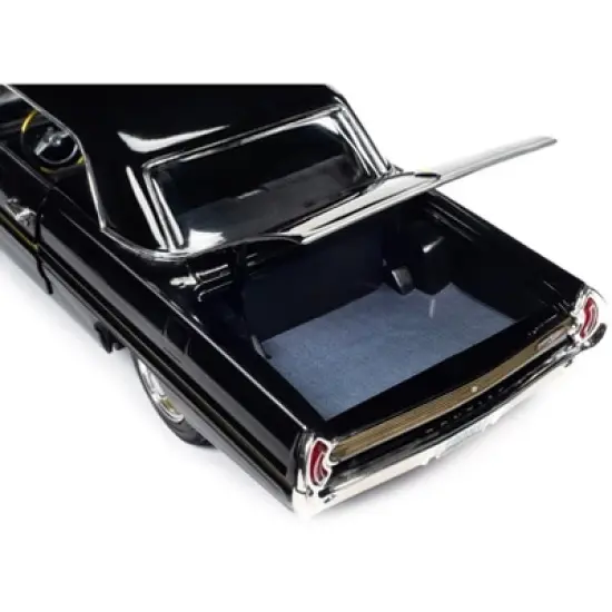1962 Pontiac Grand Prix "Fireball Roberts Edition" Starlight Black with Gold Stripes 1/18 Diecast Model Car by Auto World image {4}