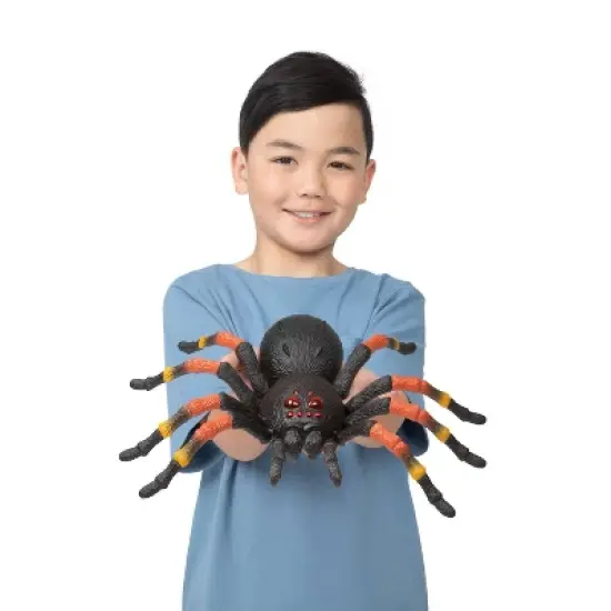 Robo Alive 15" Giant Tarantula Spider Robotic Toy by ZURU image {1}