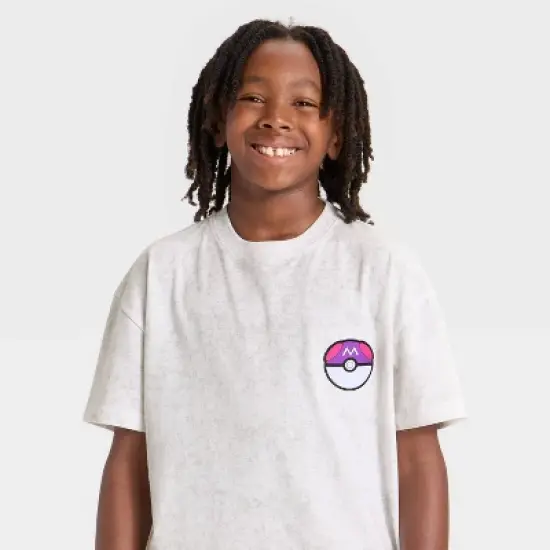 Pok&eacute;mon Boys' Lunala and Solgaleo Short Sleeve Oversized Graphic T-Shirt - White image {1}