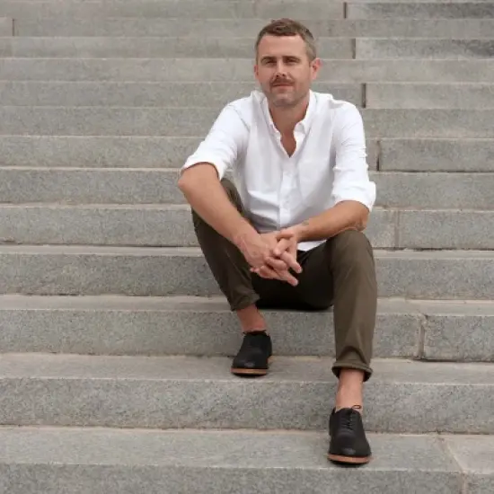 Nisolo Sustainable Men's Everyday Oxford image {5}