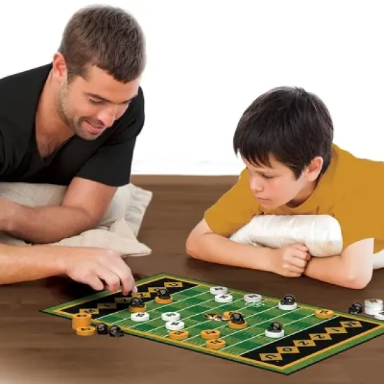 MasterPieces Officially licensed NCAA Missouri Tigers Checkers Board Game for Families and Kids ages 6 and Up image {4}