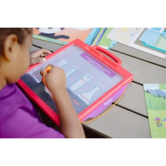 Chuckle & Roar Magna Sketch Board image {4}