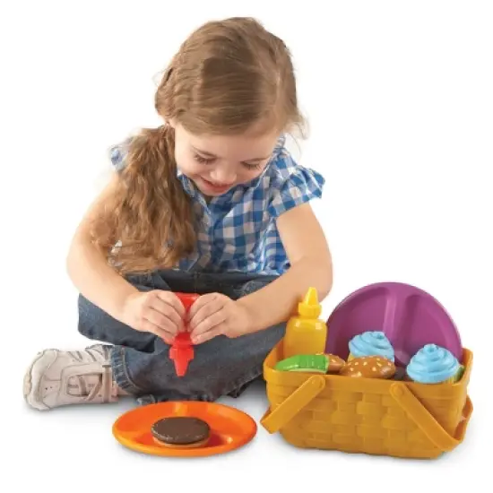 Learning Resources New Sprouts Picnic Set, 15-Piece, Ages 18mos+ image {5}