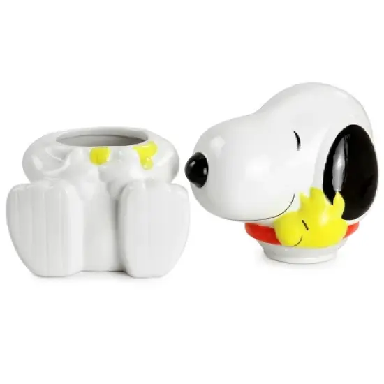 Gibson Peanuts Classic Snoopy Cookie Jar in White image {5}