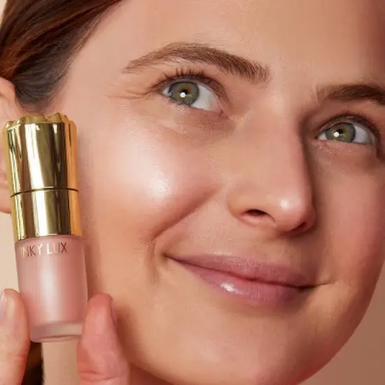 Winky Lux Cheeky Rose Liquid Highlighter - 0.21 fl oz image {3}