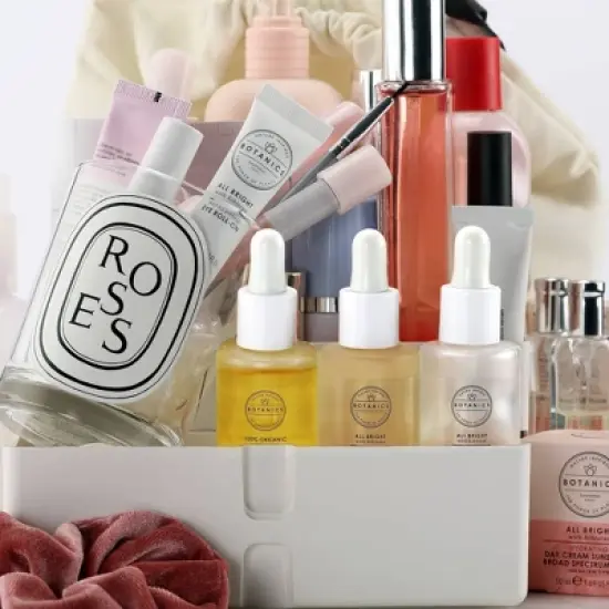 Botanics Organic Facial Oil - .84 fl oz image {5}