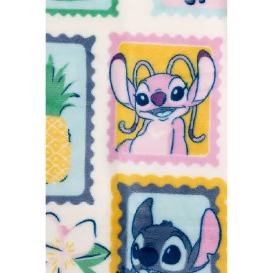 50"x60" Lilo & Stitch Faux Shearling Throw Blanket image {4}