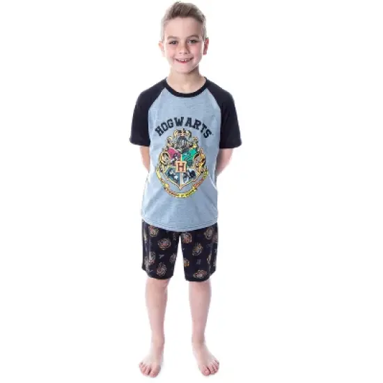 Harry Potter Boys' Hogwarts Castle Raglan Shirt and Shorts 2 PC Pajama Set Black image {4}