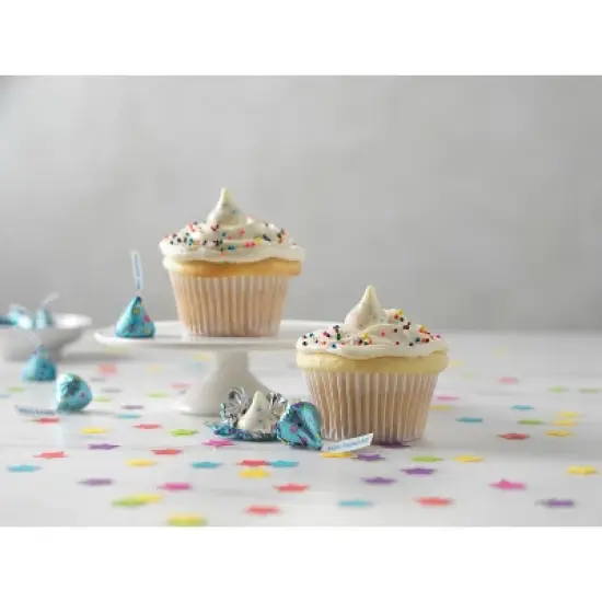 HERSHEY'S Birthday Cake Kisses Share Size - 10oz image {5}